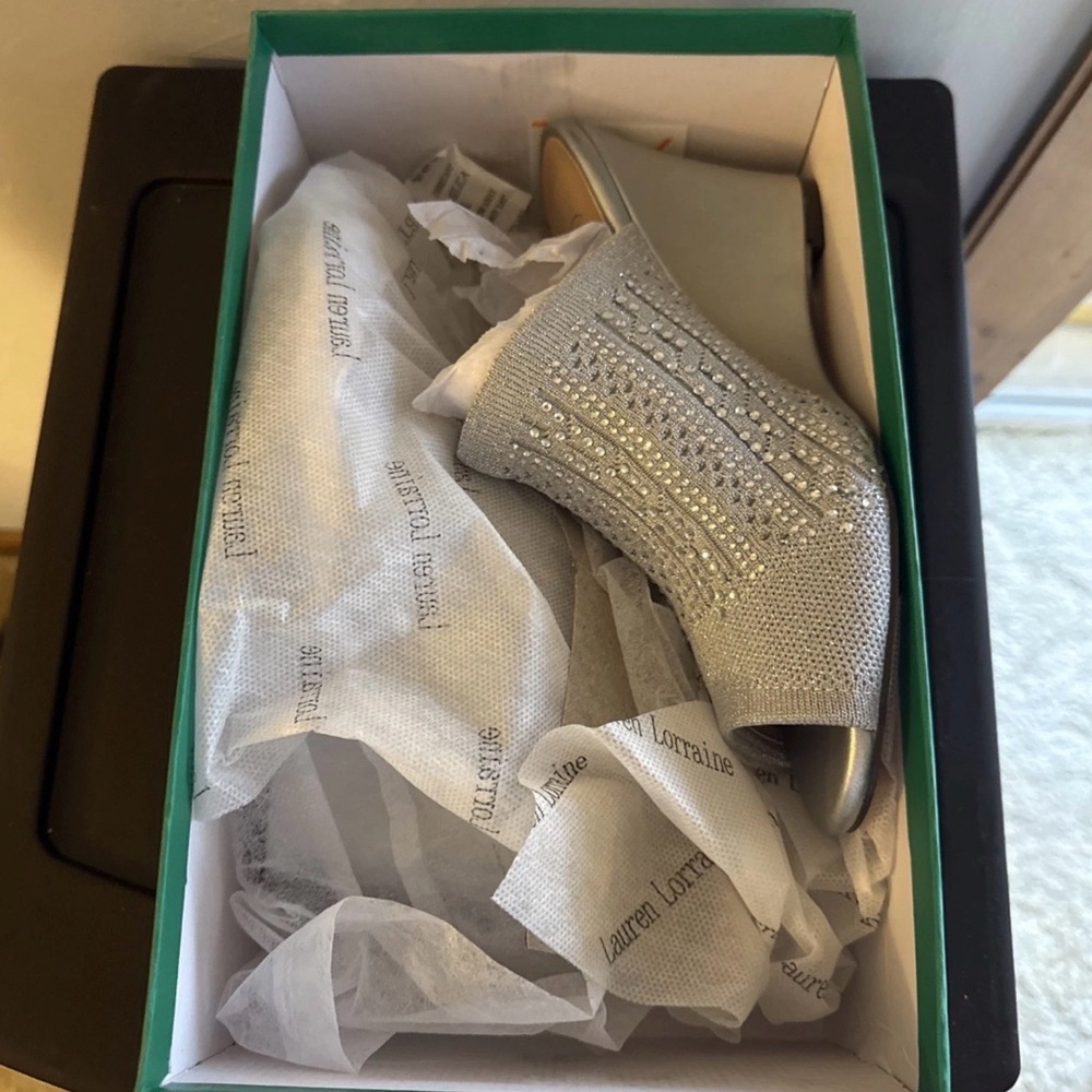 MARTHA PEEP TOE WEDGE HIGH HEEL WITH RHINESTONES BY LAUREN LORRAINE SILVER BNIB - Picture 5 of 6